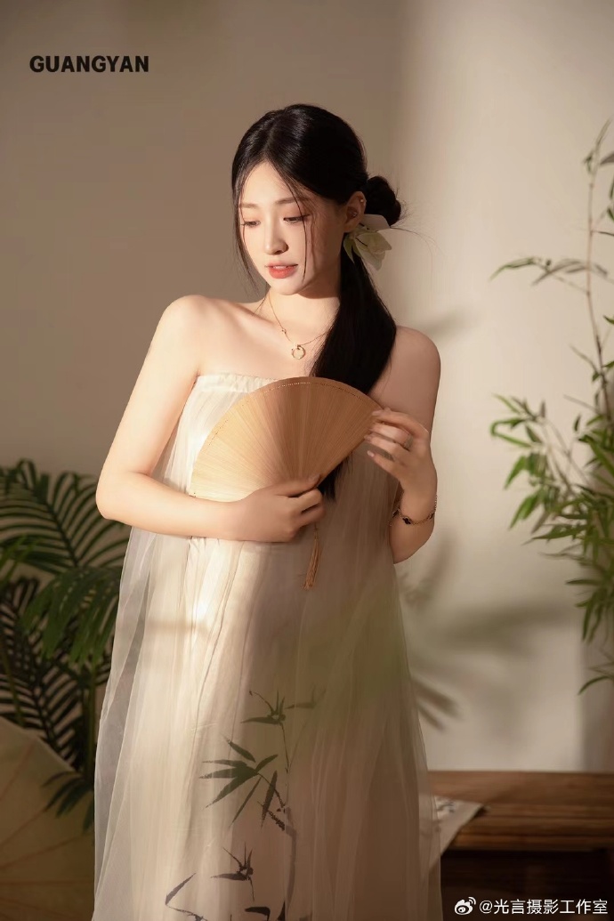 三傻大闹宝莱坞 封面